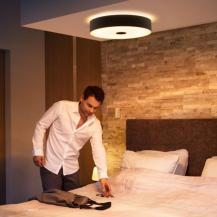 Philips Hue White Ambiance Ceiling light Fair Deckenleuchte Zigbee & Bluetooth in schwarz mit Dimmschalter